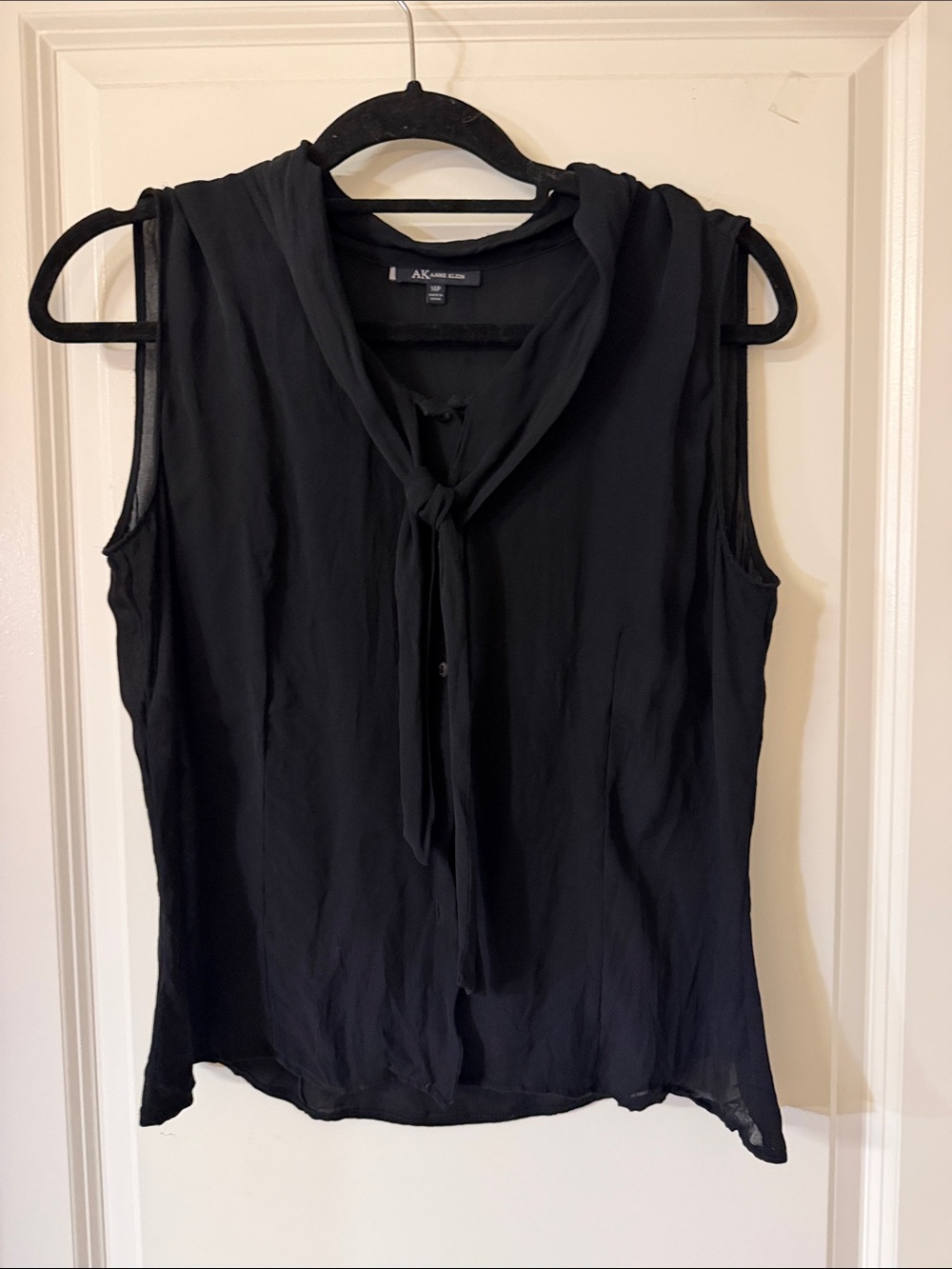 Anne Klein Black Sleeveless Tie-Front Camisole